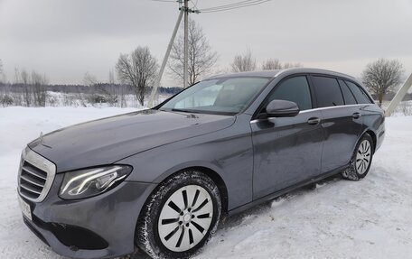 Mercedes-Benz E-Класс, 2019 год, 3 234 567 рублей, 2 фотография