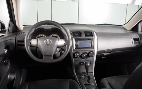 Toyota Corolla, 2012 год, 1 370 000 рублей, 6 фотография