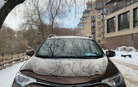 Toyota RAV4, 2017 год, 2 299 999 рублей, 8 фотография