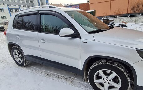 Volkswagen Tiguan I, 2016 год, 2 400 000 рублей, 3 фотография