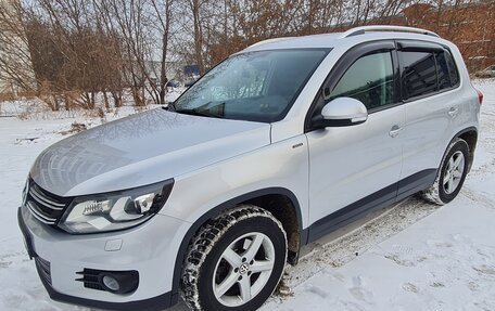 Volkswagen Tiguan I, 2016 год, 2 400 000 рублей, 2 фотография