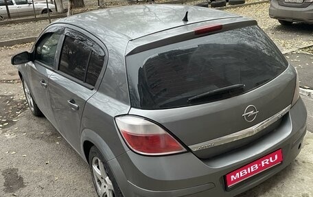 Opel Astra H, 2004 год, 380 000 рублей, 1 фотография