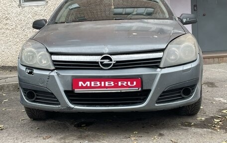 Opel Astra H, 2004 год, 380 000 рублей, 2 фотография