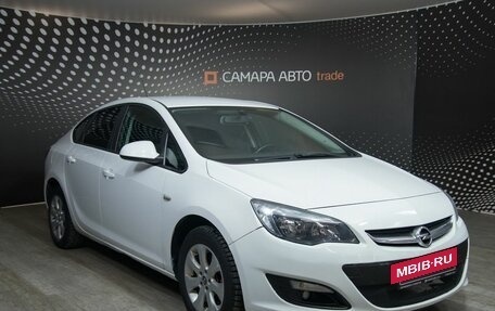 Opel Astra J, 2014 год, 913 500 рублей, 3 фотография