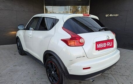 Nissan Juke II, 2011 год, 1 060 000 рублей, 5 фотография