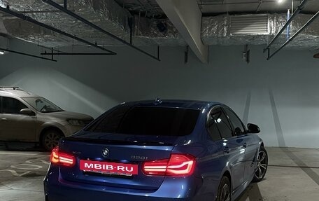 BMW 3 серия, 2018 год, 3 000 000 рублей, 3 фотография