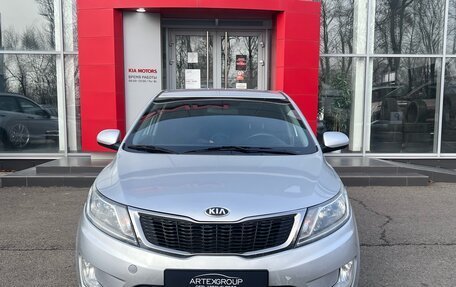 KIA Rio III рестайлинг, 2013 год, 926 000 рублей, 2 фотография