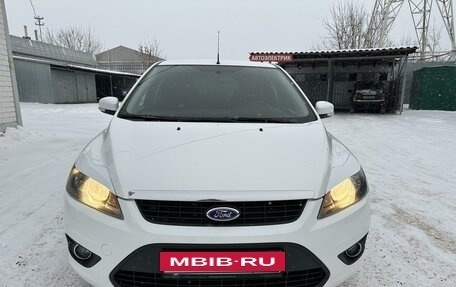 Ford Focus II рестайлинг, 2010 год, 745 000 рублей, 3 фотография