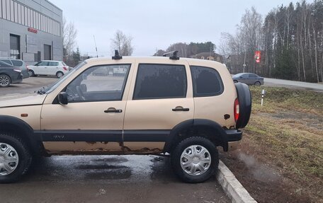 Chevrolet Niva I рестайлинг, 2005 год, 287 000 рублей, 4 фотография