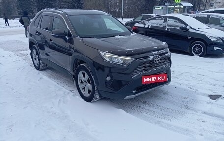 Toyota RAV4, 2020 год, 2 897 000 рублей, 7 фотография