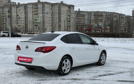 Opel Astra J, 2013 год, 870 000 рублей, 8 фотография