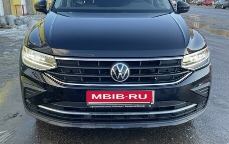 Volkswagen Tiguan II, 2021 год, 3 650 000 рублей, 12 фотография