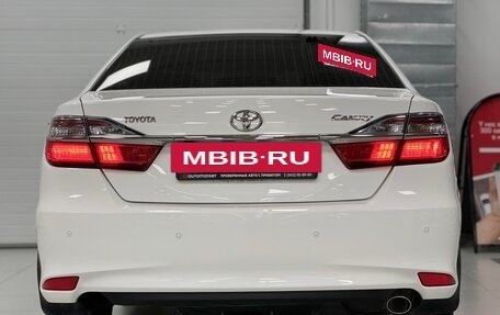 Toyota Camry, 2016 год, 1 860 000 рублей, 5 фотография