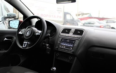 Volkswagen Polo VI (EU Market), 2012 год, 780 000 рублей, 12 фотография