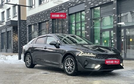 KIA K5, 2021 год, 2 400 000 рублей, 6 фотография