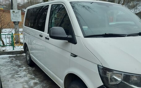 Volkswagen Caravelle T5, 2015 год, 2 600 000 рублей, 5 фотография