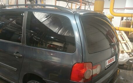 Volkswagen Sharan I рестайлинг, 2005 год, 680 000 рублей, 4 фотография