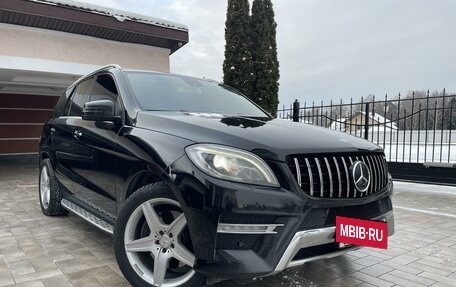 Mercedes-Benz M-Класс, 2012 год, 2 700 000 рублей, 2 фотография