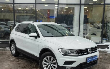 Volkswagen Tiguan II, 2017 год, 2 176 000 рублей, 3 фотография