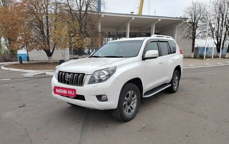 Toyota Land Cruiser Prado 150 рестайлинг 2, 2011 год, 2 650 000 рублей, 8 фотография