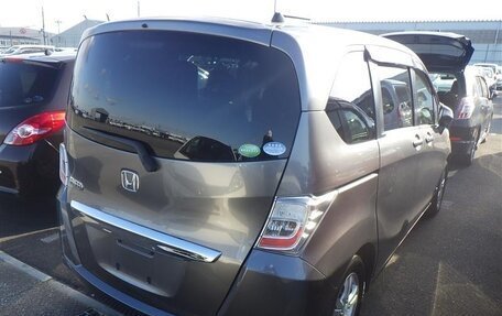 Honda Freed I, 2012 год, 820 000 рублей, 4 фотография