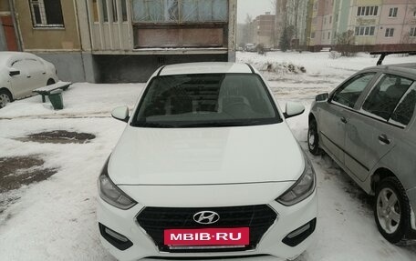 Hyundai Solaris II рестайлинг, 2017 год, 1 231 000 рублей, 2 фотография