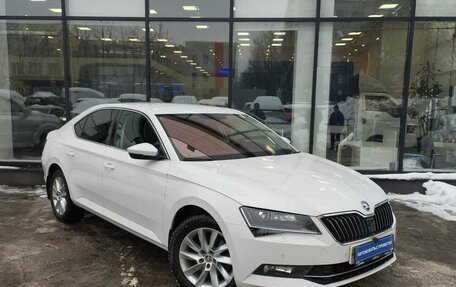 Skoda Superb III рестайлинг, 2018 год, 2 421 000 рублей, 3 фотография