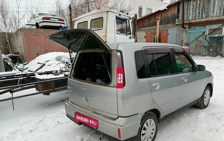 Nissan Cube II, 2001 год, 320 000 рублей, 4 фотография