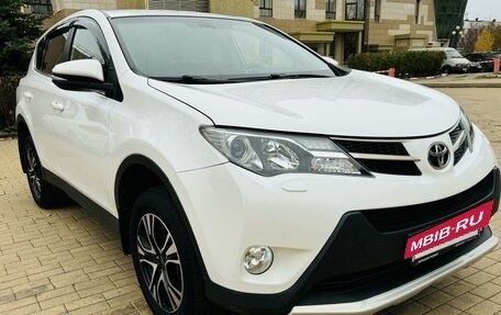 Toyota RAV4, 2013 год, 2 050 000 рублей, 10 фотография