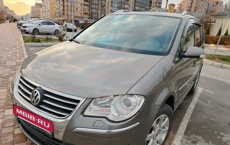 Volkswagen Touran III, 2008 год, 950 000 рублей, 13 фотография