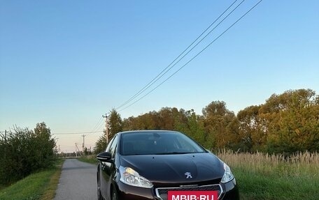 Peugeot 208 II, 2013 год, 700 000 рублей, 2 фотография