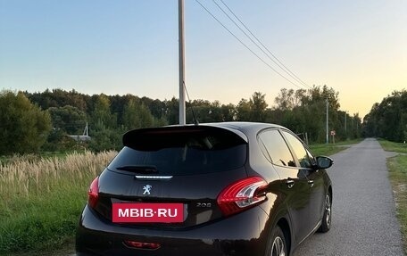 Peugeot 208 II, 2013 год, 700 000 рублей, 3 фотография