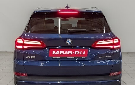 BMW X5, 2019 год, 6 350 000 рублей, 6 фотография