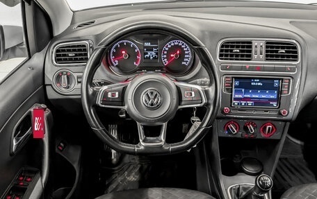 Volkswagen Polo VI (EU Market), 2019 год, 1 250 000 рублей, 26 фотография