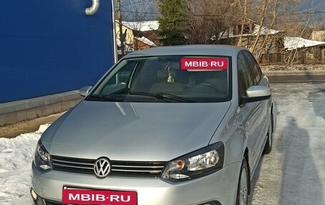 Volkswagen Polo VI (EU Market), 2013 год, 950 000 рублей, 3 фотография