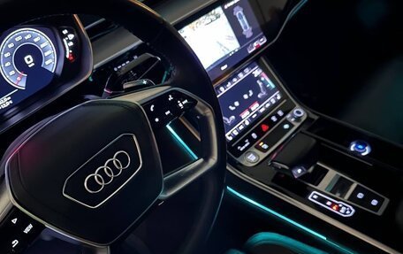 Audi A8, 2018 год, 5 500 000 рублей, 10 фотография