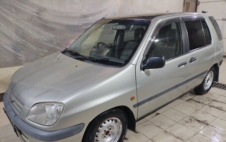 Toyota Raum I, 1999 год, 420 000 рублей, 3 фотография