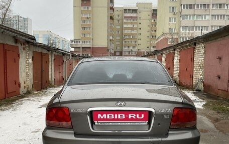 Hyundai Sonata IV рестайлинг, 2003 год, 450 000 рублей, 6 фотография