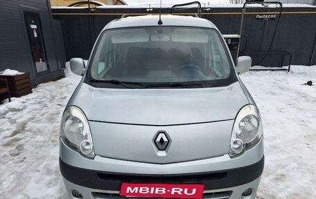 Renault Kangoo II рестайлинг, 2011 год, 890 000 рублей, 6 фотография