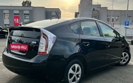 Toyota Prius, 2012 год, 1 300 000 рублей, 6 фотография