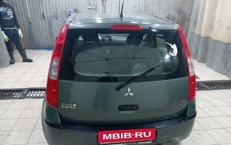 Mitsubishi Colt VI рестайлинг, 2004 год, 270 000 рублей, 5 фотография