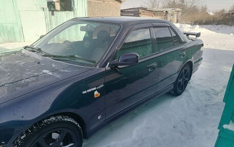 Nissan Skyline, 1985 год, 1 080 000 рублей, 2 фотография