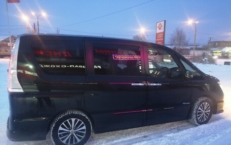 Nissan Serena IV, 2015 год, 1 750 000 рублей, 2 фотография