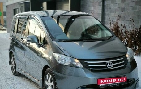 Honda Freed I, 2010 год, 1 100 000 рублей, 4 фотография