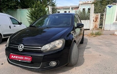 Volkswagen Golf VI, 2011 год, 840 000 рублей, 2 фотография