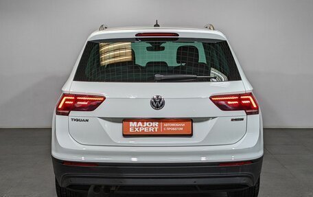 Volkswagen Tiguan II, 2020 год, 3 250 000 рублей, 6 фотография