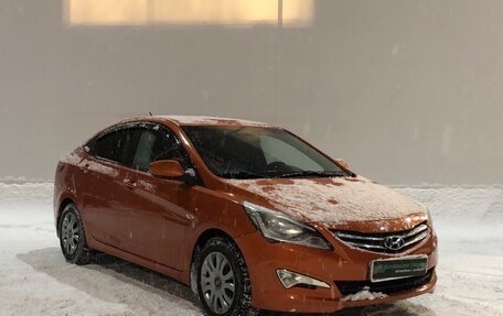 Hyundai Solaris II рестайлинг, 2015 год, 910 000 рублей, 3 фотография