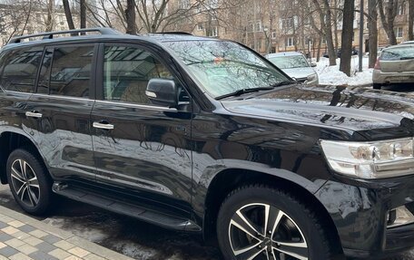 Toyota Land Cruiser 200, 2018 год, 8 000 000 рублей, 9 фотография