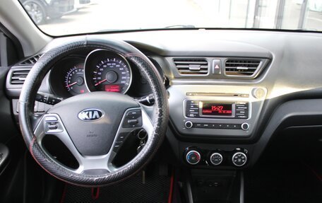 KIA Rio III рестайлинг, 2015 год, 849 000 рублей, 18 фотография