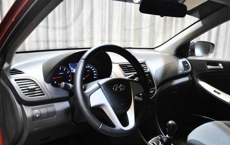 Hyundai Solaris II рестайлинг, 2011 год, 638 000 рублей, 5 фотография